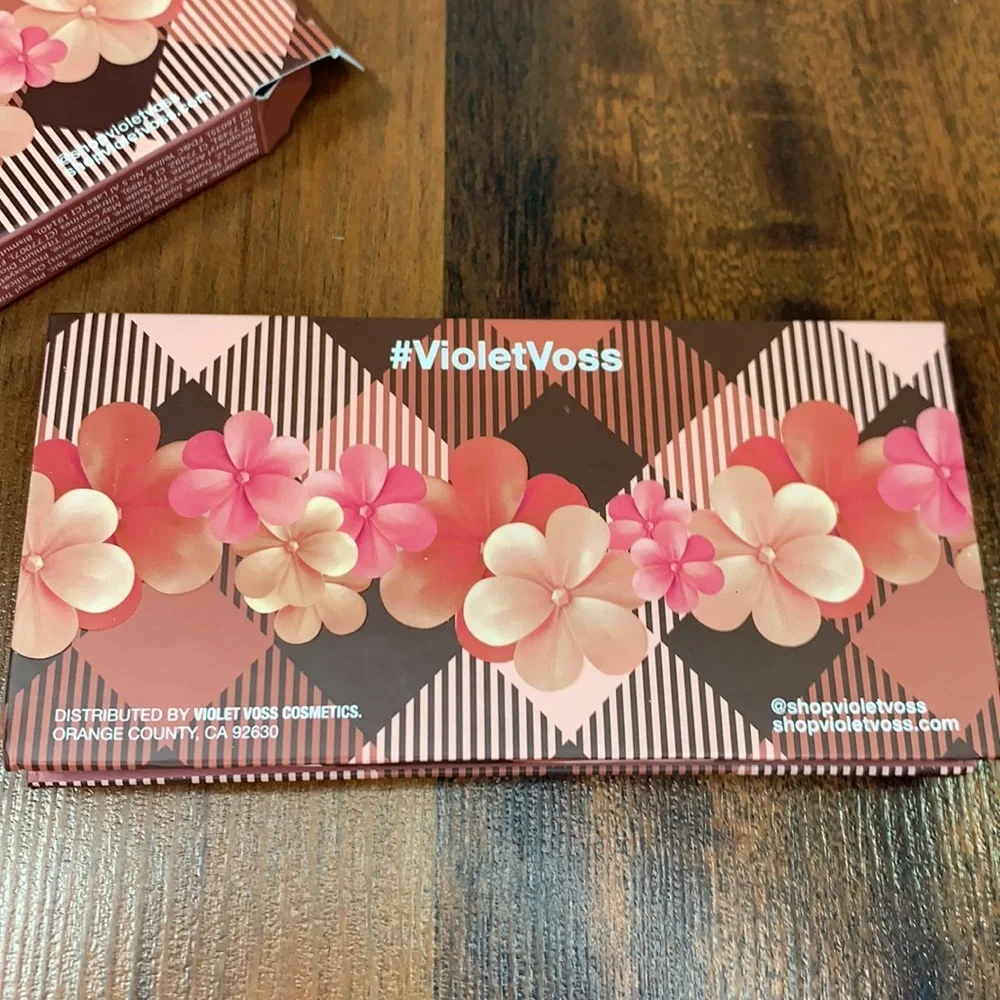 Violet Voss Windflower Fun Sized Eyeshadow Palette 10 Pan NIB Warm Nude Gold